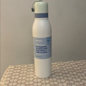 Owala White Insulated Water Bottle